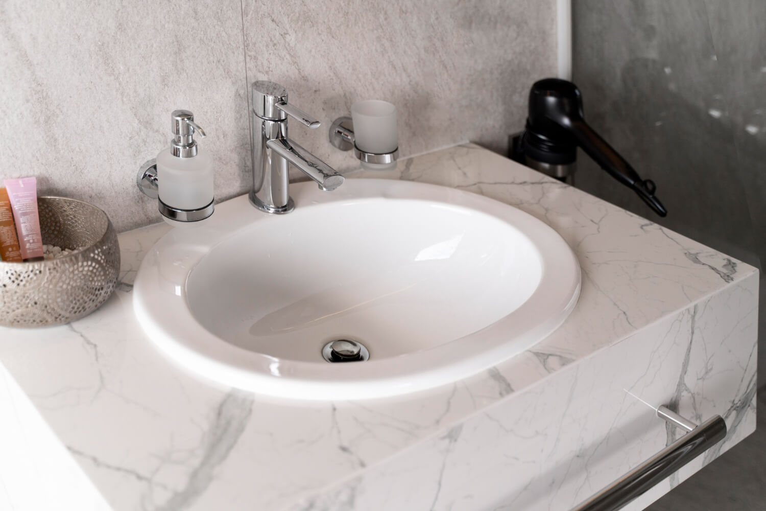 minimalistic marble sink bathroom
