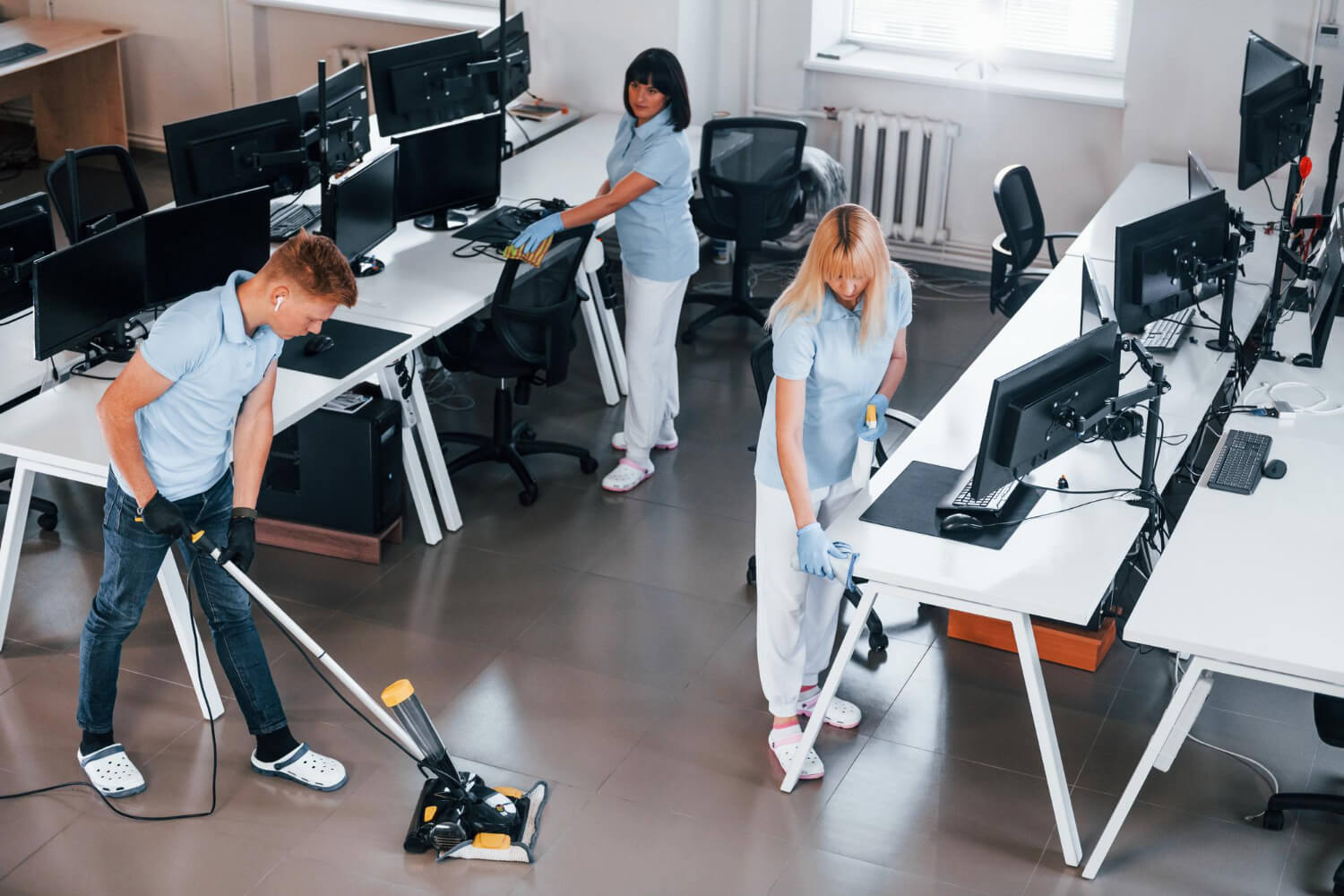 cleaning team cleaaning office